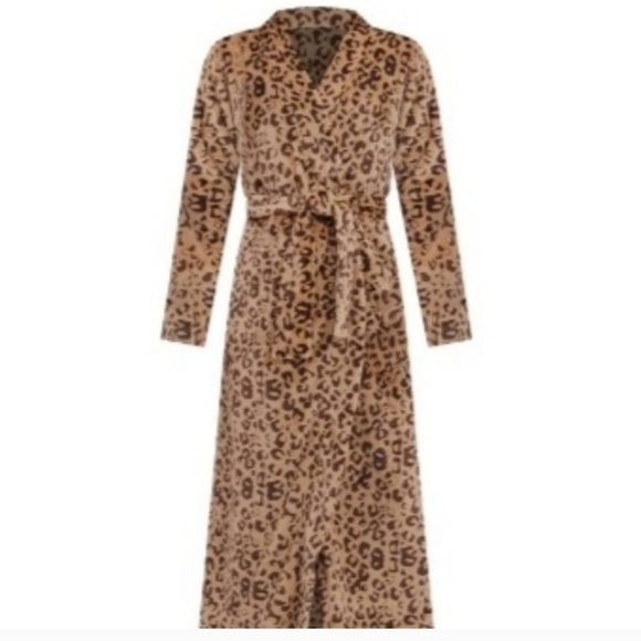 UGG® Leopard Print Long Sleeve Double Fleece Long Wrap Marlow Cozy Robe - Picture 2 of 8